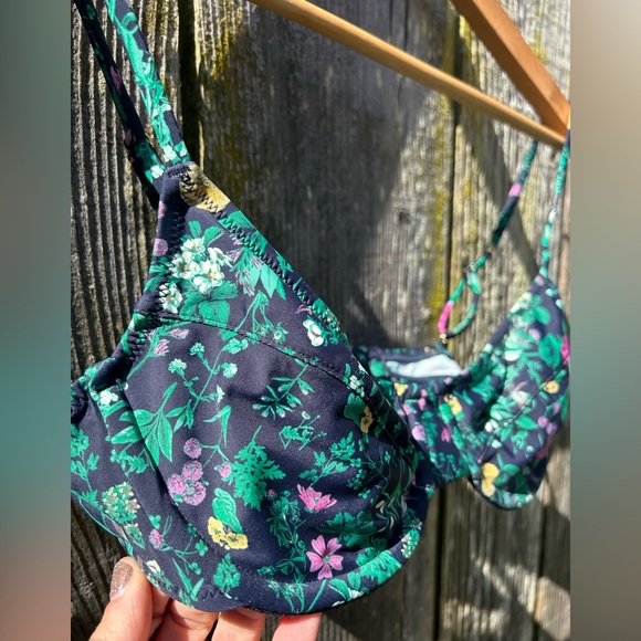 J Crew Floral Underwire Bikini top - Picture 3 of 5